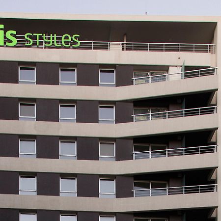 Отель Ibis Styles Montevideo Biarritz Экстерьер фото
